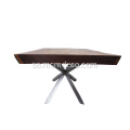 Spyder Wood Dining Table av Philip Jackson